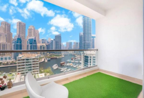 High Floor Spacious 3BR Chic w Amazing Marina View